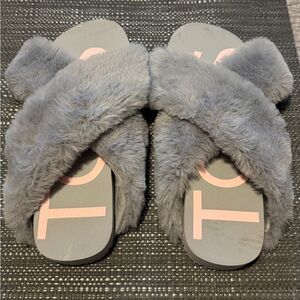TOMS-Light Gray Faux Fur- Susie Slip-On Slides Sandals Slippers Sz 8